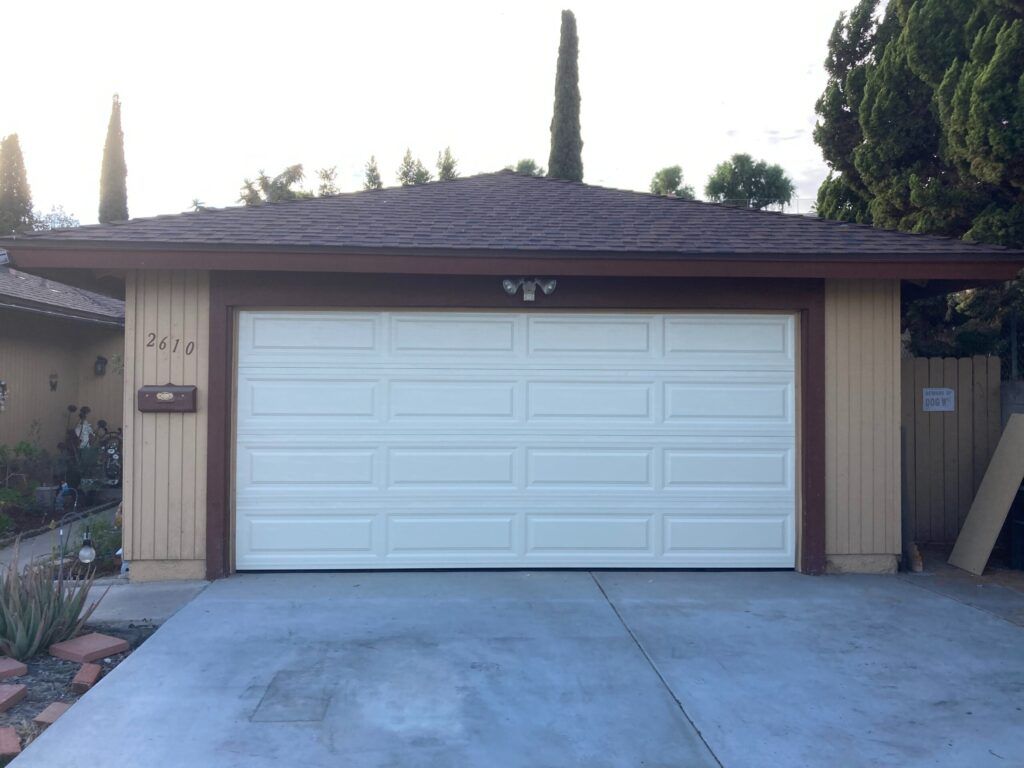  Off Track Garage Door Repair Cost | Apex Garage Doors